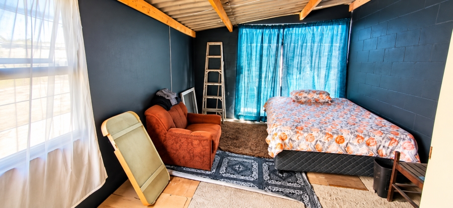 2 Bedroom Property for Sale in New Macassar Western Cape
